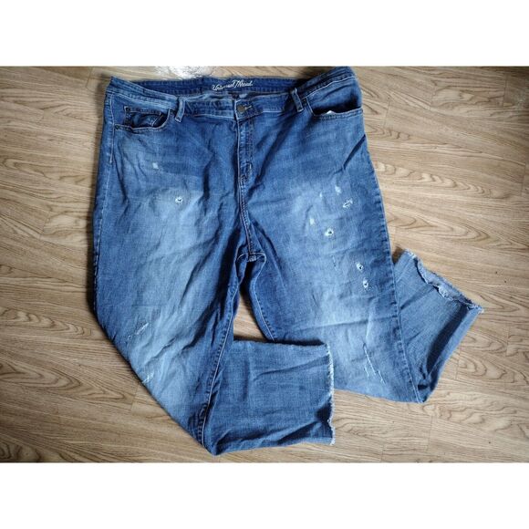 Universal Threads Blue Jeans Sz 24 Boyfriend Crop Distressed Faded - Picture 1 of 9
